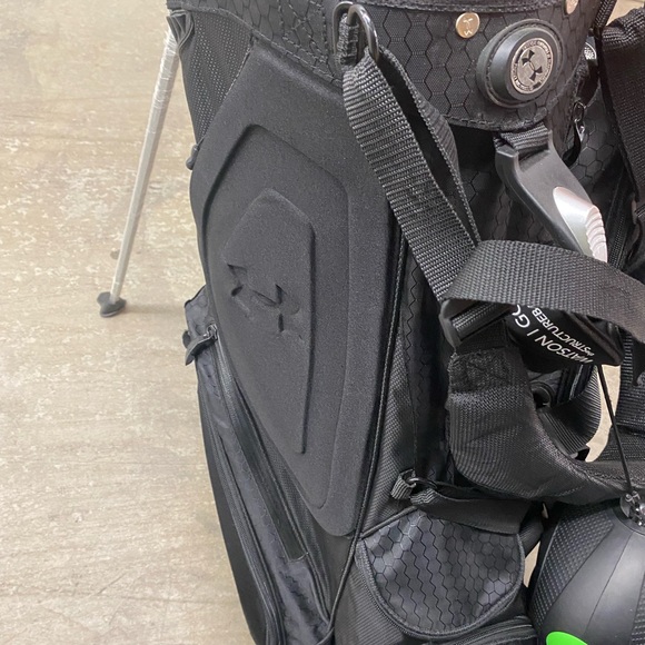 New Under Armour Golf Stand Bag 